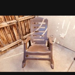 Rocking chair