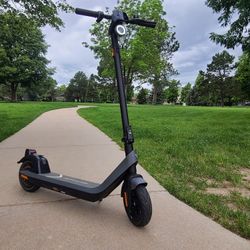 NIU KQi2 PRO electric Scooter 18mph 25mile Range