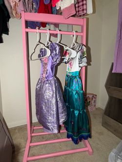 🌸 Kids Pink Dress-Up Clothing Rack 🌸