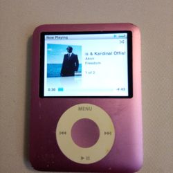 APPLE IPOD NANO Color  3RD Gen 8Gb Working Fine