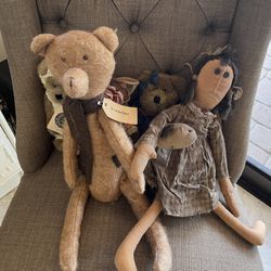 2 Hearthside Collectible Primitive Decor Dolls 