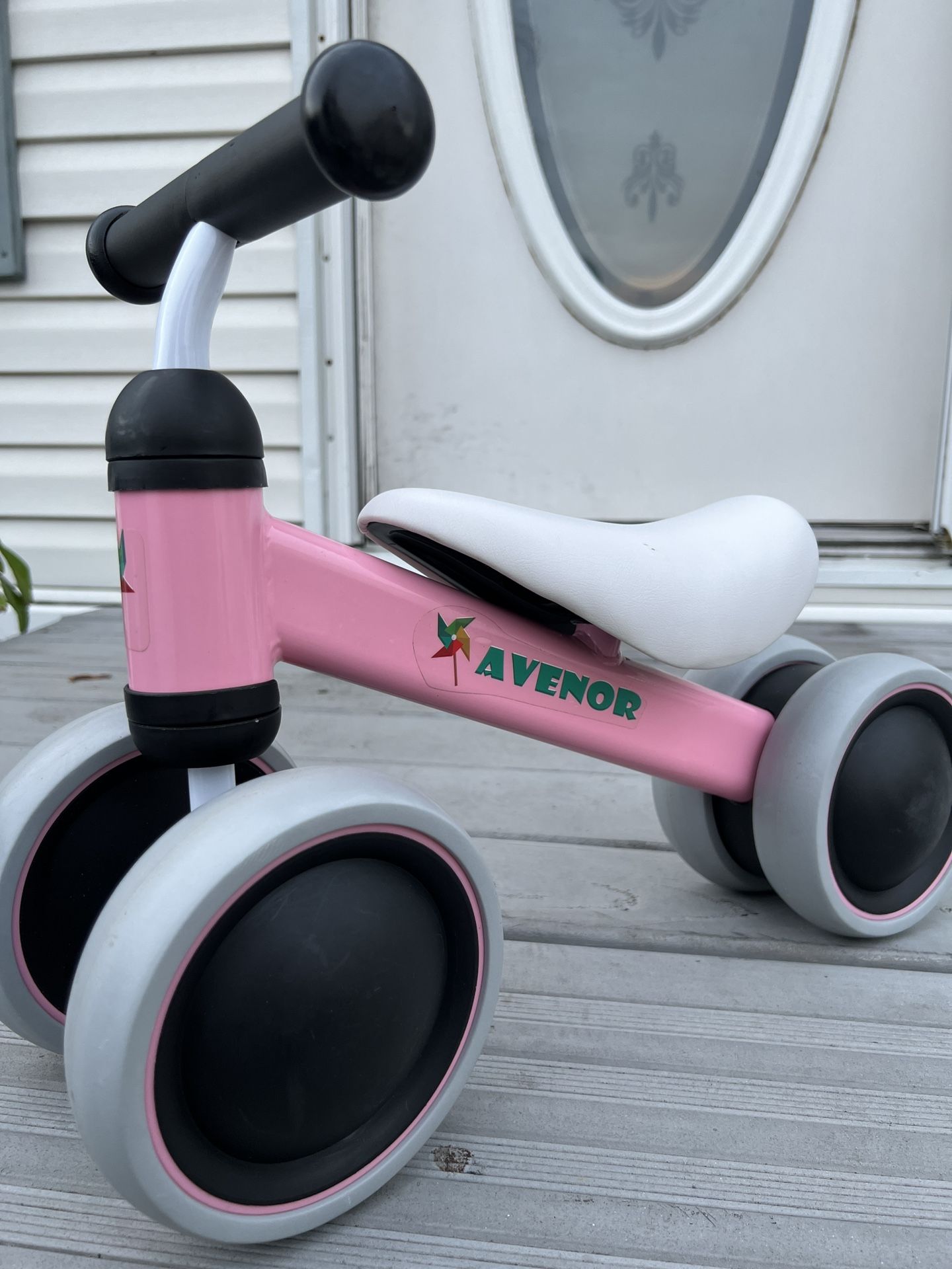 Avenor Baby Balance Bike Pink