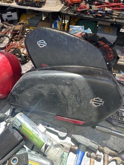 Harley Sport Glide FLSB '18-'22 Saddlebag Lowrider Hard Bag Outer