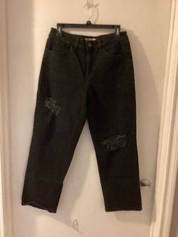 One pair of women’s size 11 jeans namebrand SO