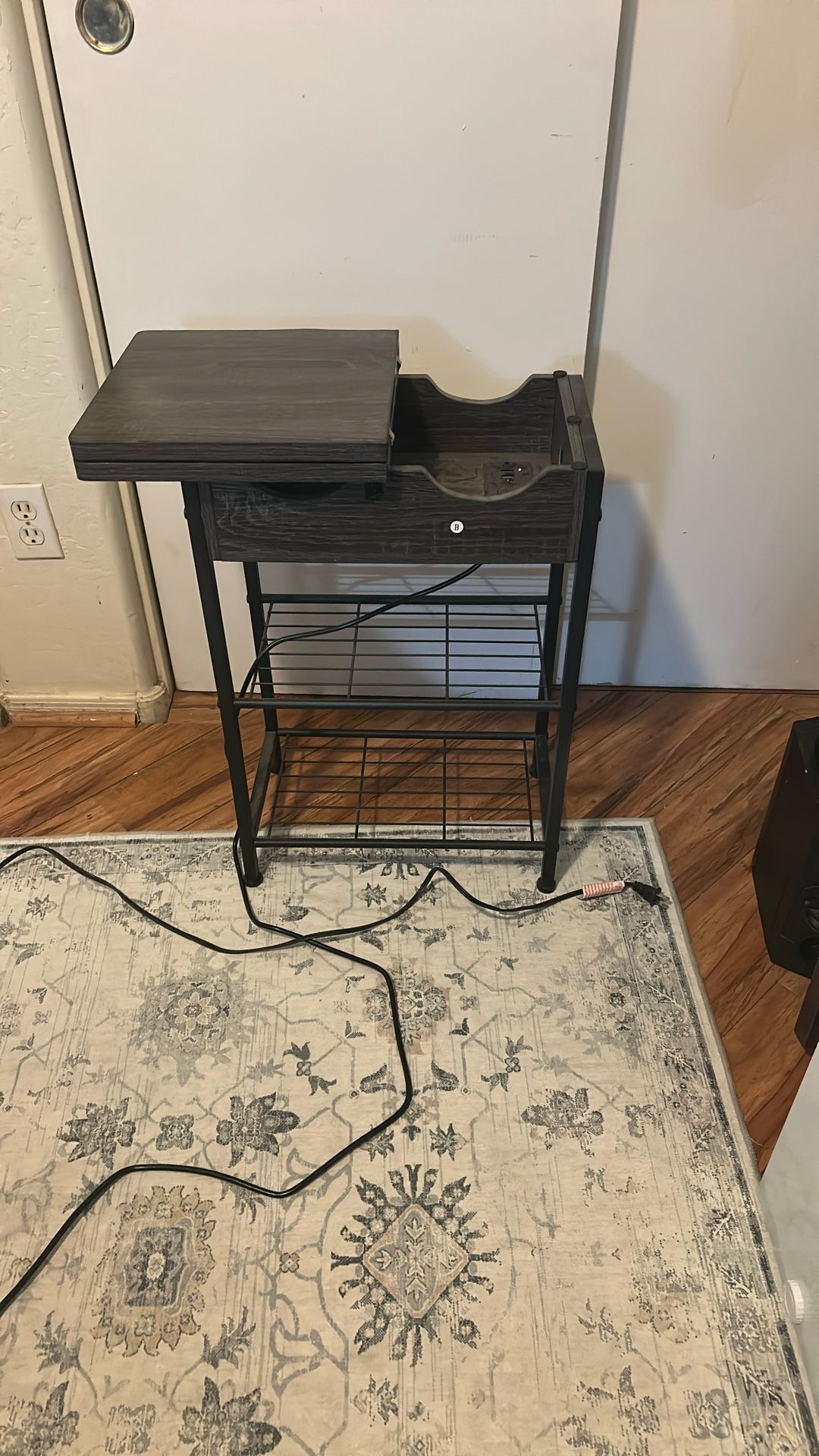 End Table And Two Lamps