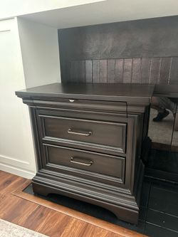 Pulaski Caldwell Brown 3 Drawers Nightstand, Barely Used