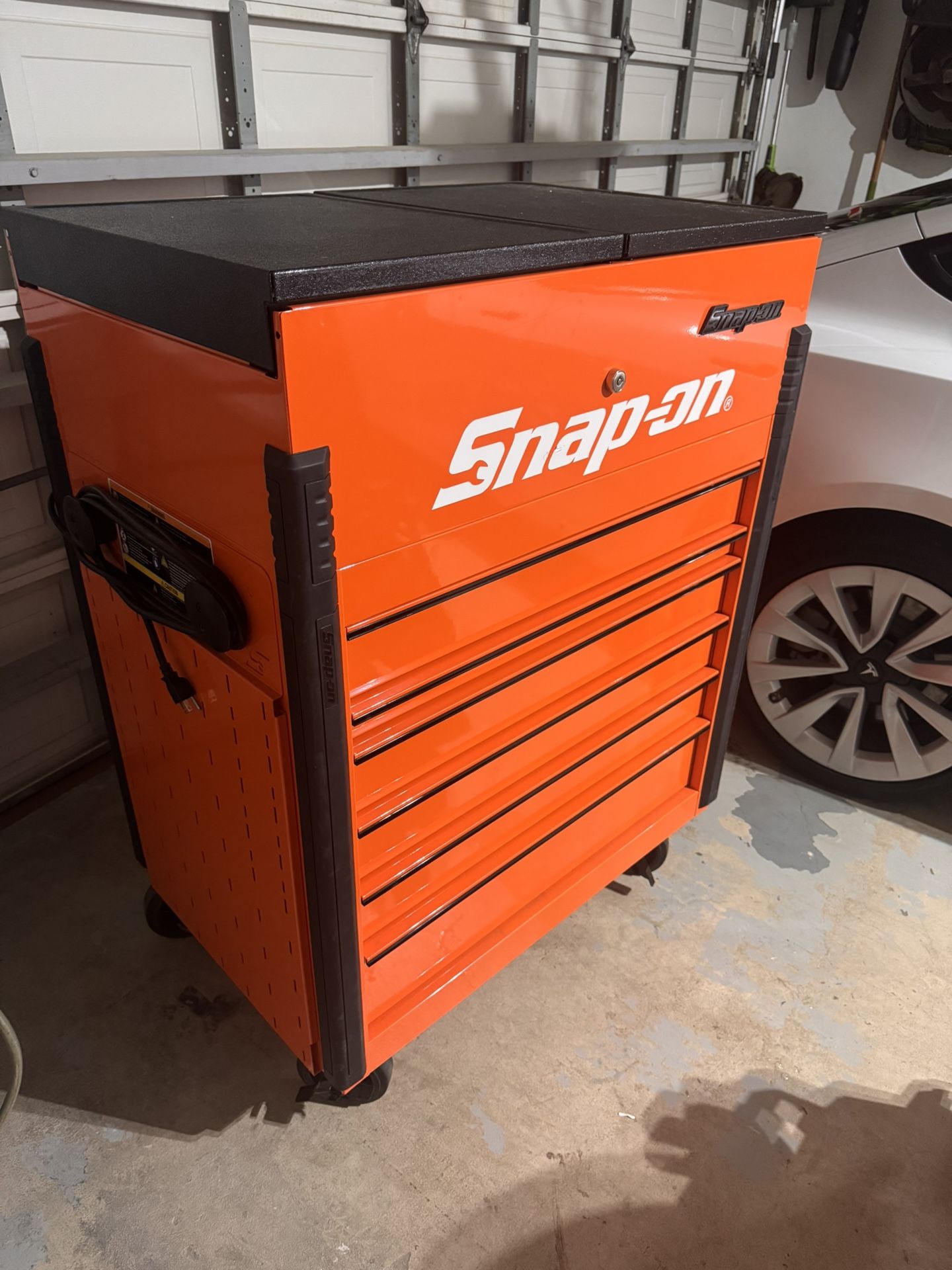 Snap On Tool Box Orange 40”