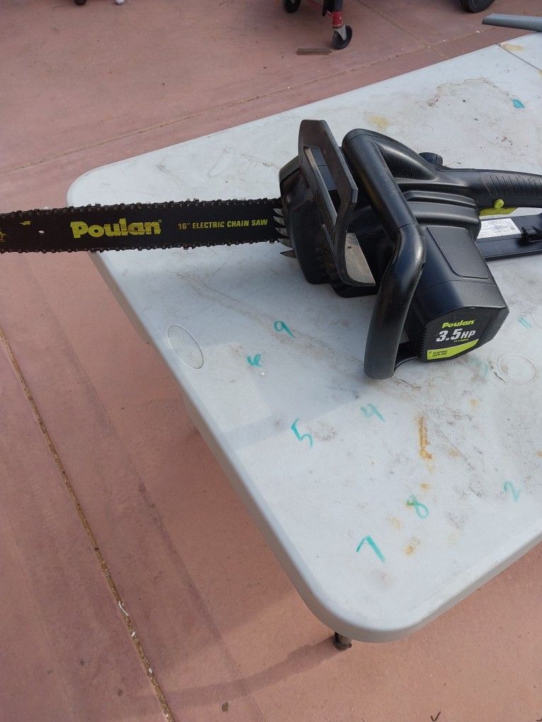 Poulan Electric Chain Saw 