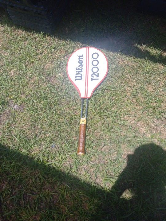 Vintage Wilson T2000 Teniss Racket