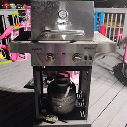 Grill Has LED Lights Take Batteries 