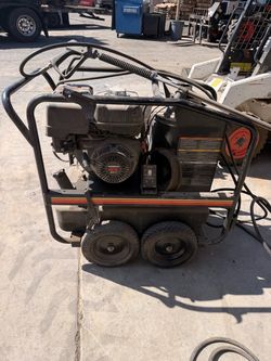 Hot water pressure washer
