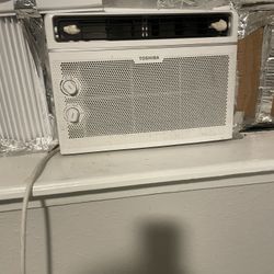 Toshiba Window AC Unit 