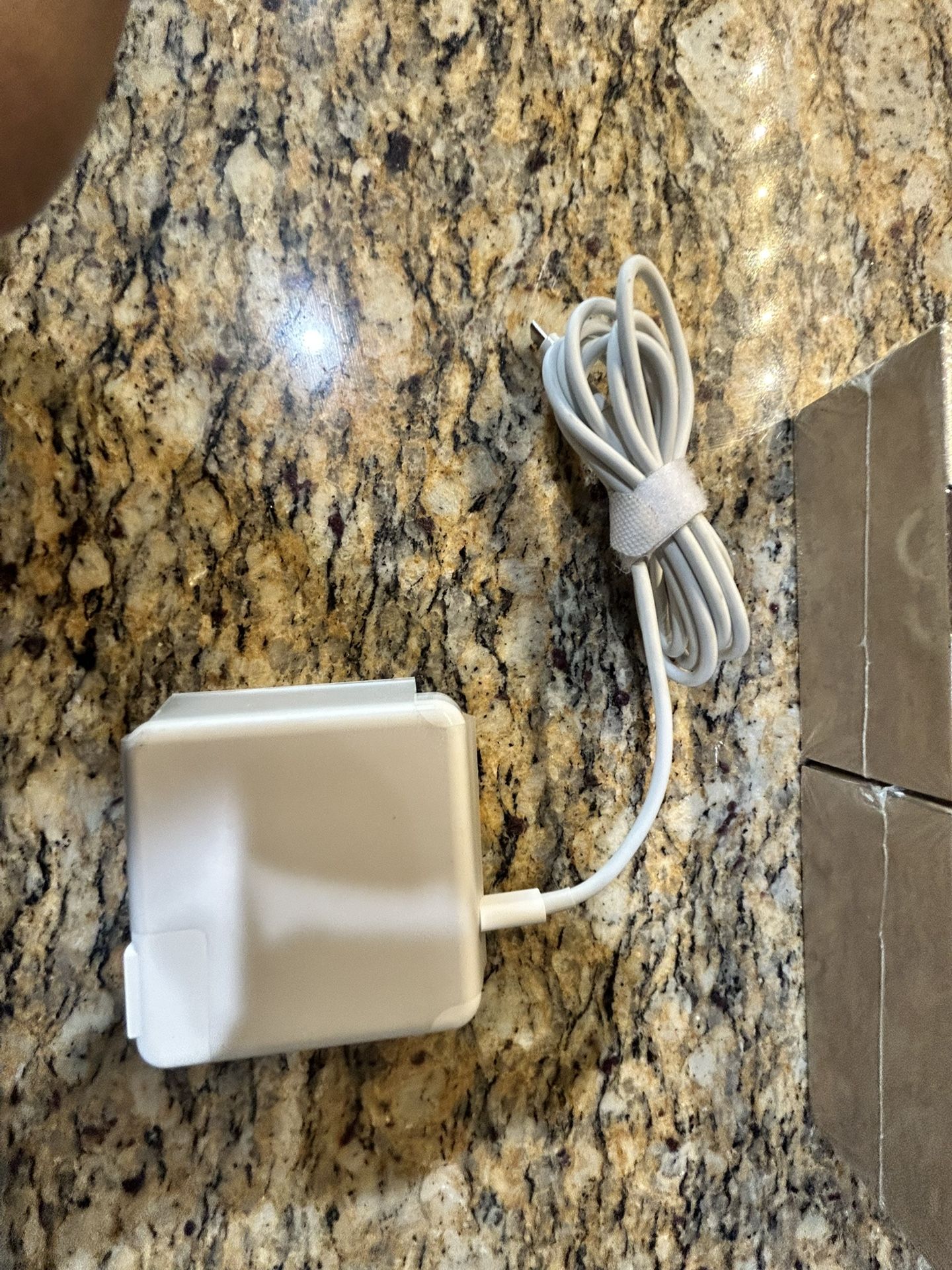 I-Mac/ IPad Chargers