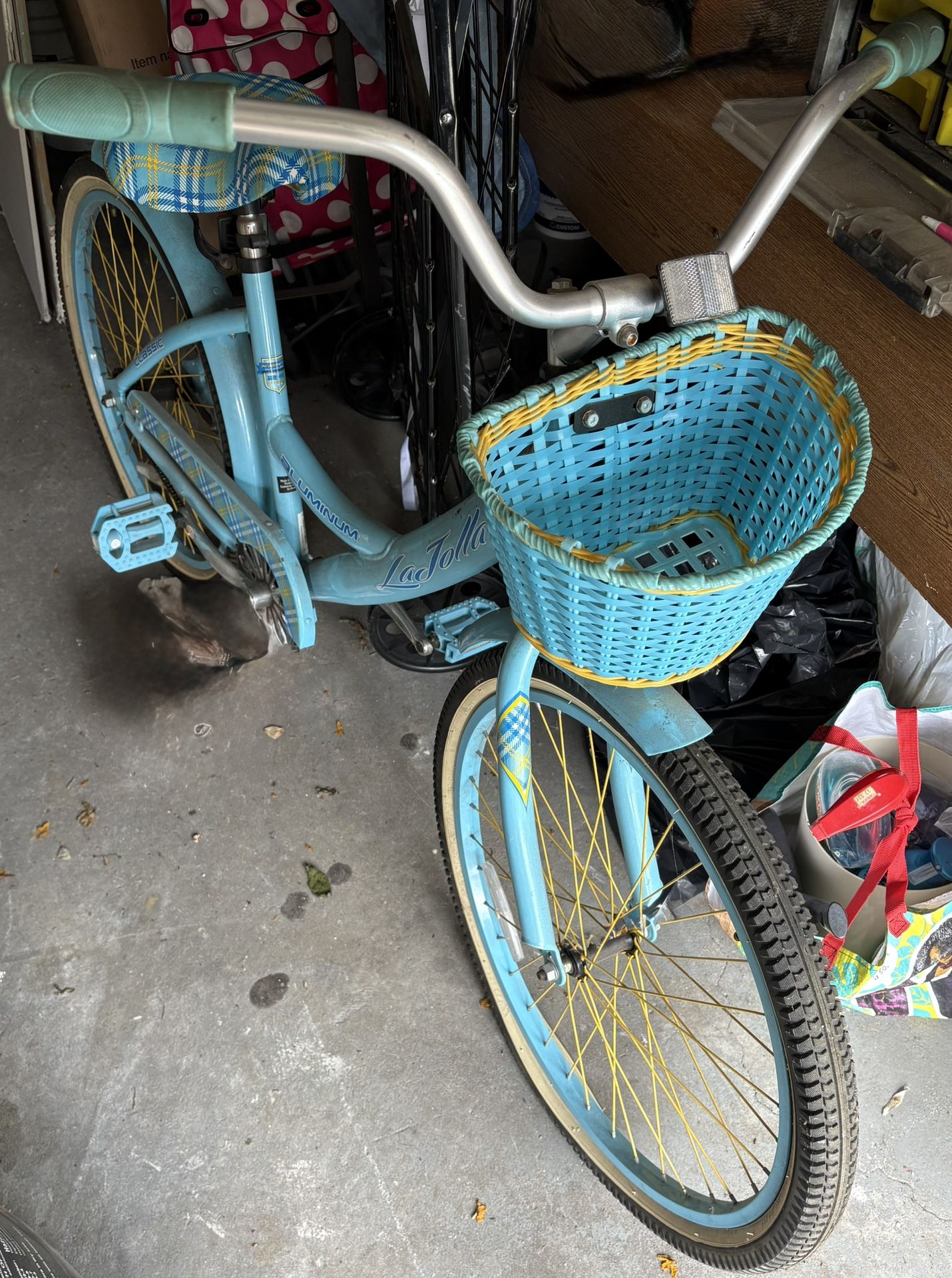 For Sale: La Jolla Women’s Cruiser Bike – $60
