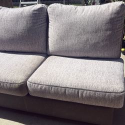 Sofa , Buenas Condiciones