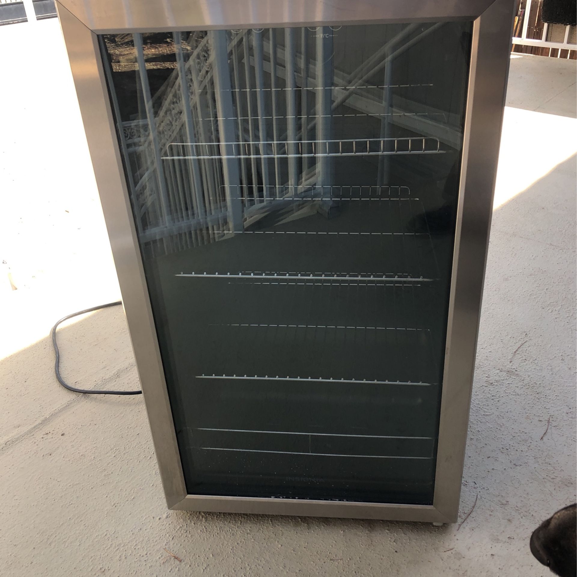 FREE Insignia Glass Front Refrigerator — DOES NOT COOL