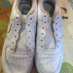Nike Air Force 1    Size 5.5y