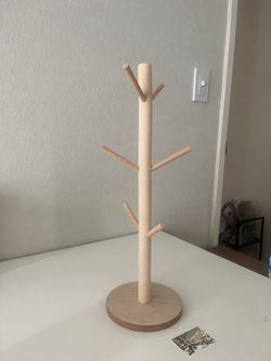 Wooden Mug Holder / Mug Tree – $3