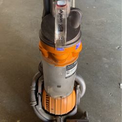 Vacuum Dyson Dc 25 