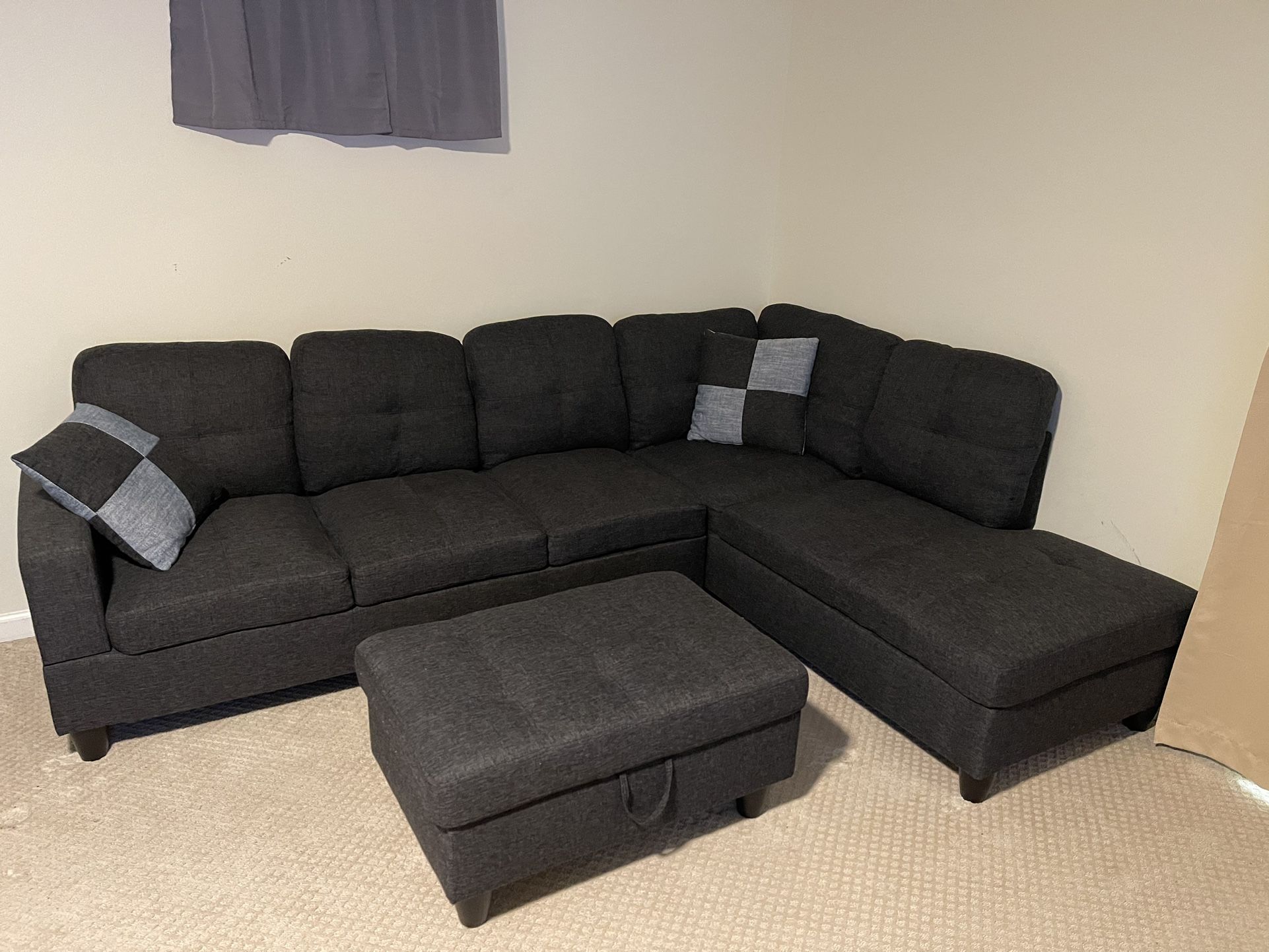 Mendoza 3 - Piece Upholstered Sectional Sofa