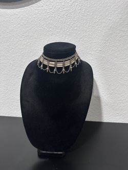 Women’s Necklace
