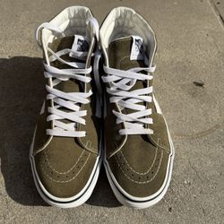 Green/Olive/Forest High Top Vans 7.5