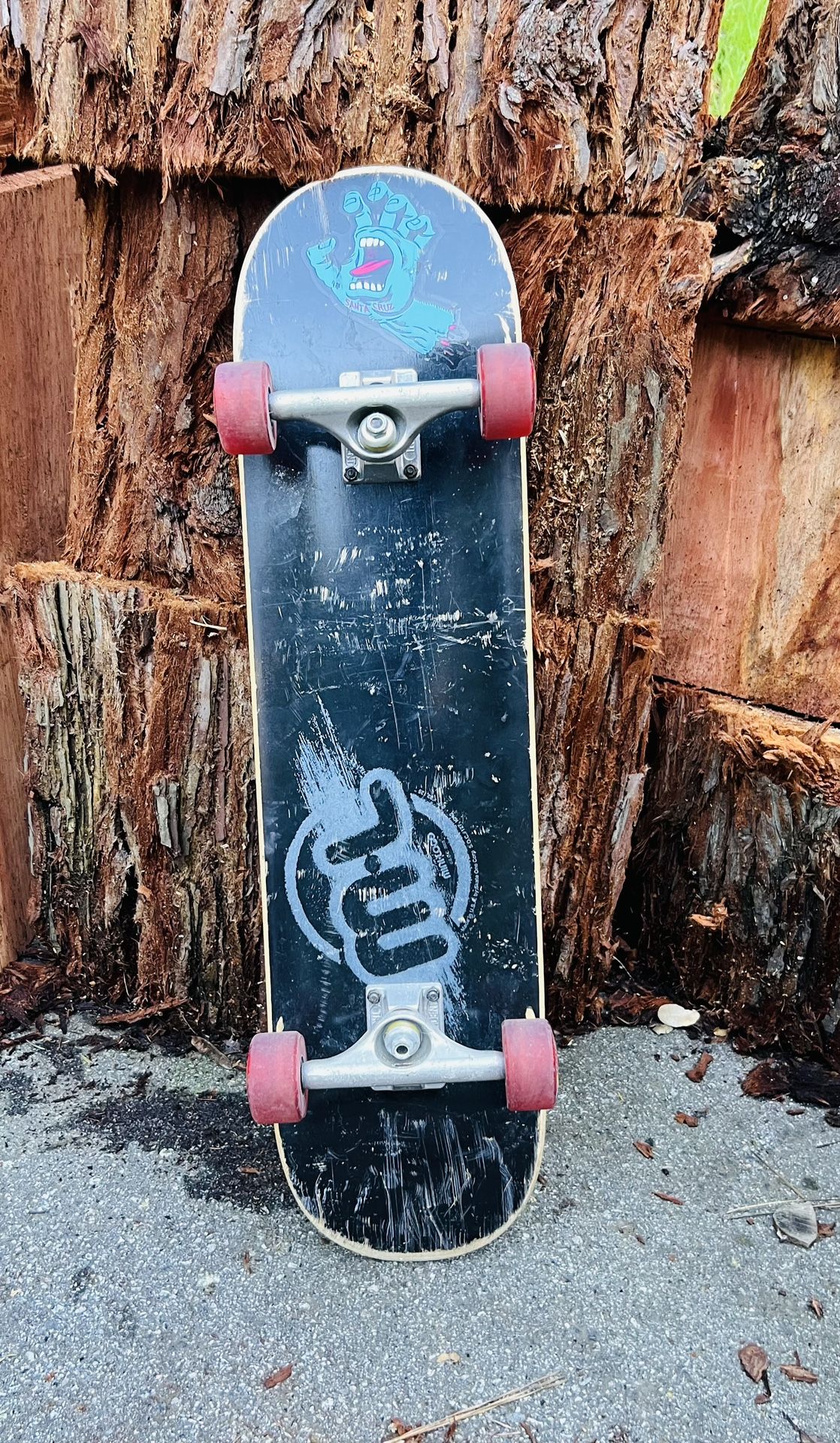 Mini logo skateboard Independent Trucks