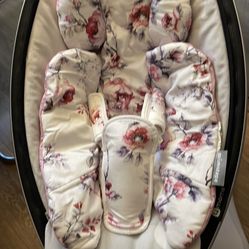 4Moms MamaRoo Swing