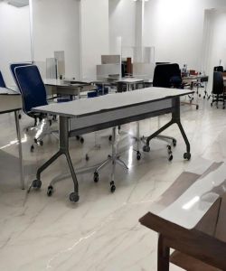 Safco Commercial Flip-Top Mobile Training Tables – From $200 📦 Florida