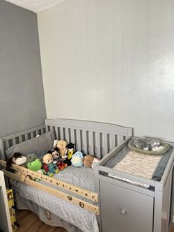 Baby Crib 