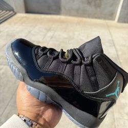 Women Air Jordan 11 Retro Size 4.5y , 5.5y , 7.5 