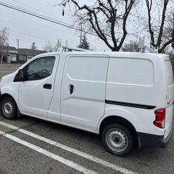 2015 Nissan Nv200