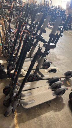 Wholesale available 7.8+Ah battery,  350W Scooter Bald Tire Adults scooter