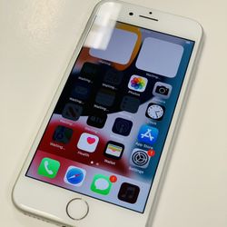 IPhone 8 64GB Fully unlocked 