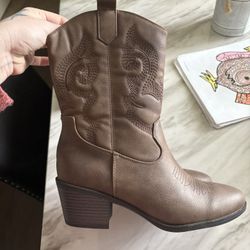 Women’s Cowboy Boots