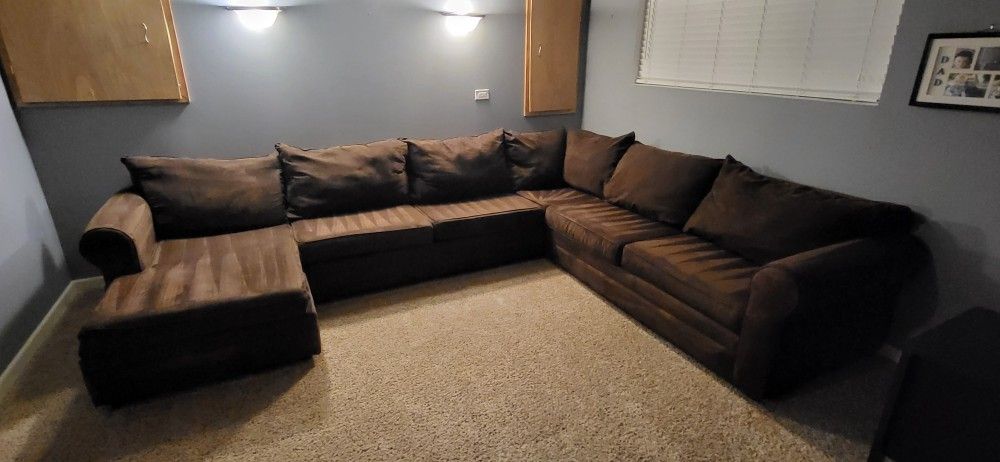 Couch 4 Piece Sectional