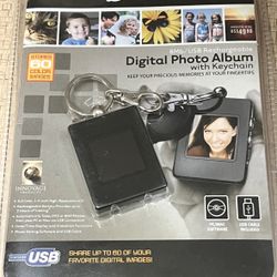 Digital photo album Keychain 