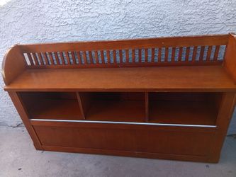 Classic Wooden Storage Bench with Slatted Back and Open Compartments