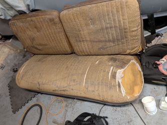 Car seats  sandblasting cabnet