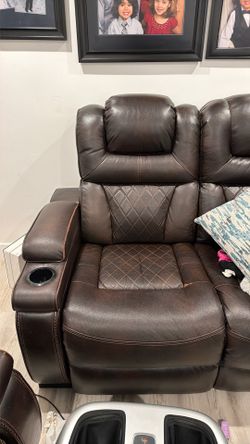 Couch/recliner