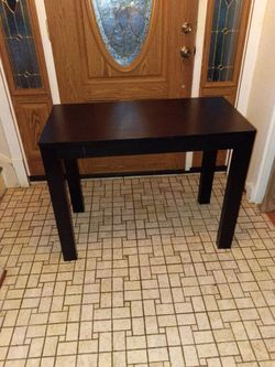 Black high top table/desk/39x20x30 inches