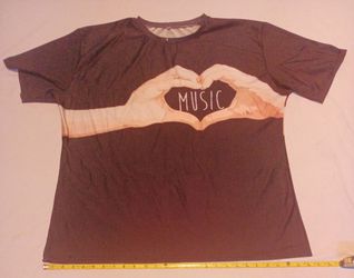5 X T-Shirts