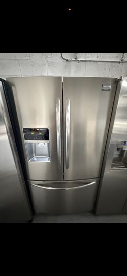 Frigidaire Refrigerator “36 ( Refrigerators )
