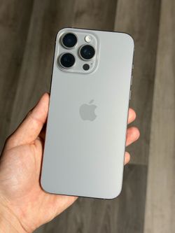 iPhone 15 Pro Max Unlocked 512GB