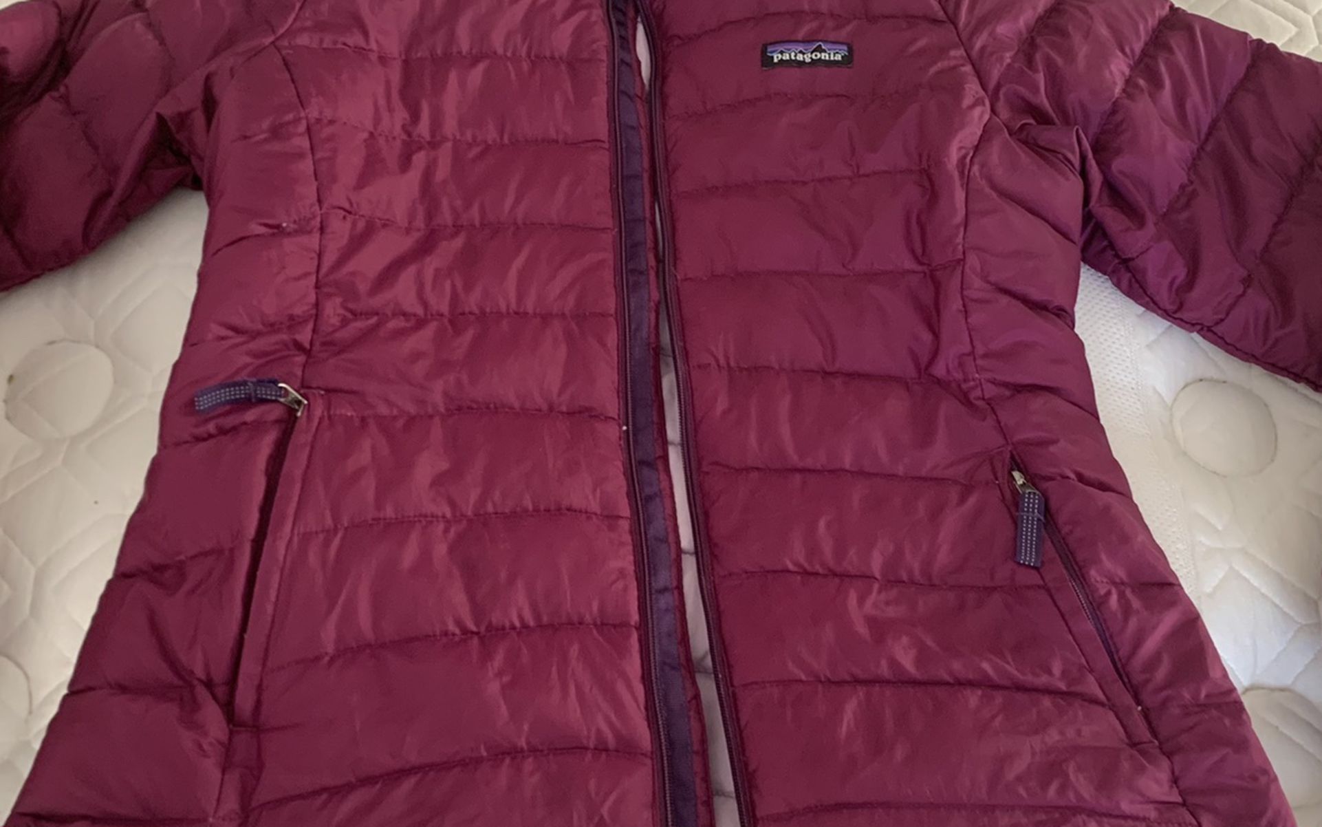Patagonia Girls Jacket Size Medium / Large Size 12