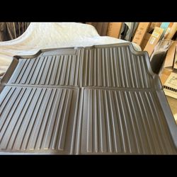 Brand New 41x27 Car Linen 