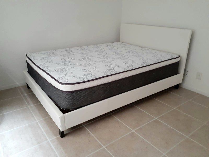 NEW Pillowtop QUEEN mattress & BOX spring. Bed frame not included on offer 