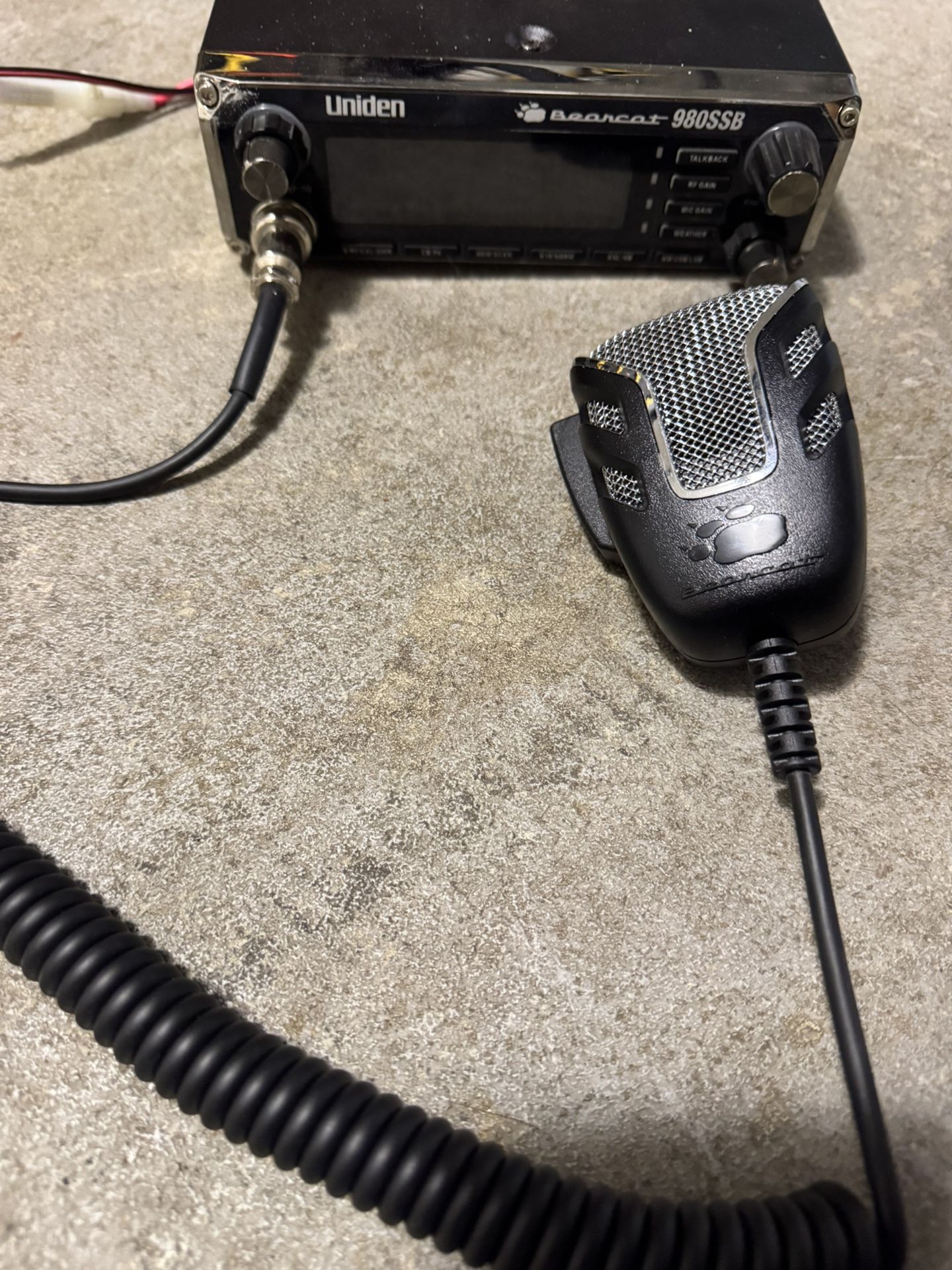 Cb Radio And 5.5ft Antenna