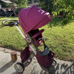 Stroller Stokke Xplory$300