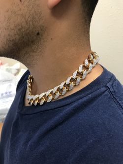 Iced out Cuban link chain choker